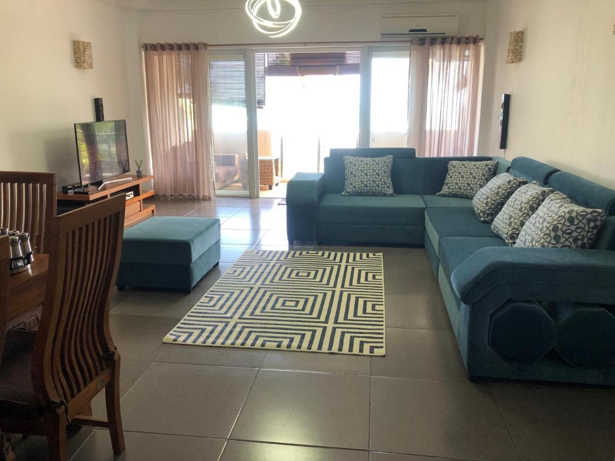 Ocean-View Penthouse With Roof Terrace, Grand Baie, Waterside Complex Apartment The Vale Exterior photo